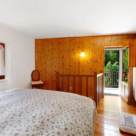 Nyaraló Casa Savin *